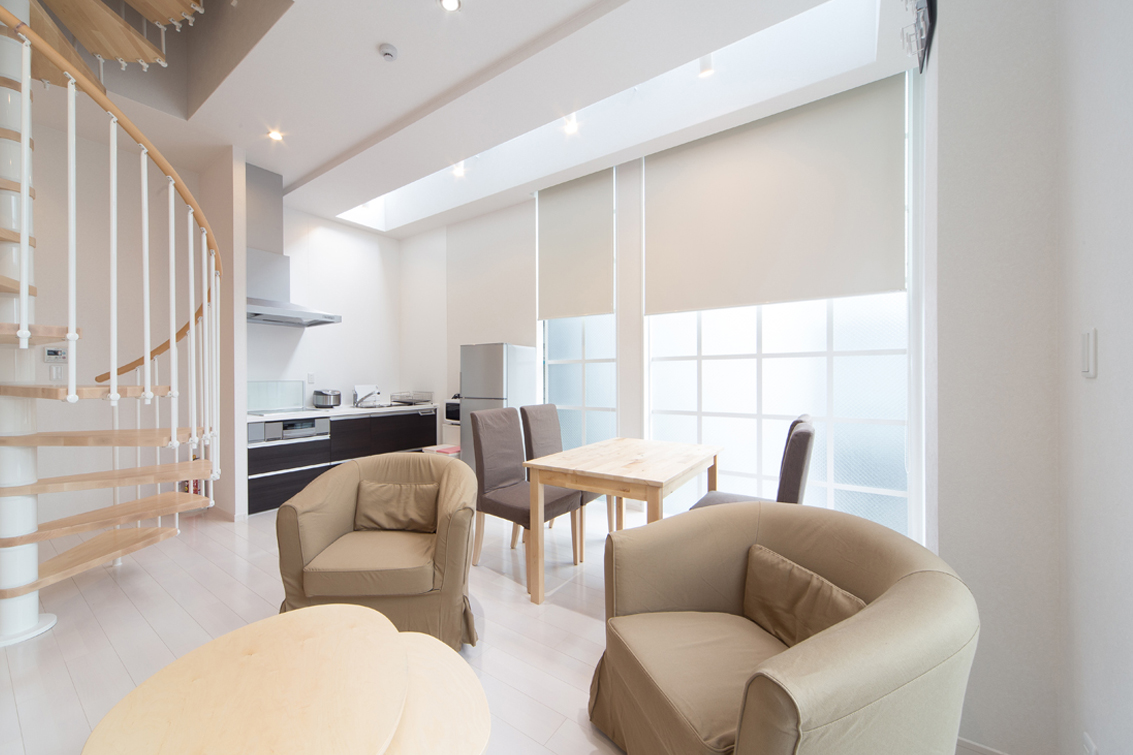 Near Osaka, Kobe　City Japan、 Monthly Mansion Apartment with Refrigerator, Washing Machine, Air Conditioner, TV, apartment for students, rental apartment, Accept foreigners, Business Stay, Vacation rentals、Free WIFI、no guarantor, No key money, Tourist 